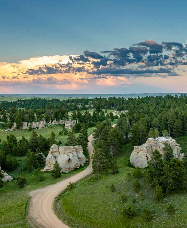 Medicine Rocks State Park